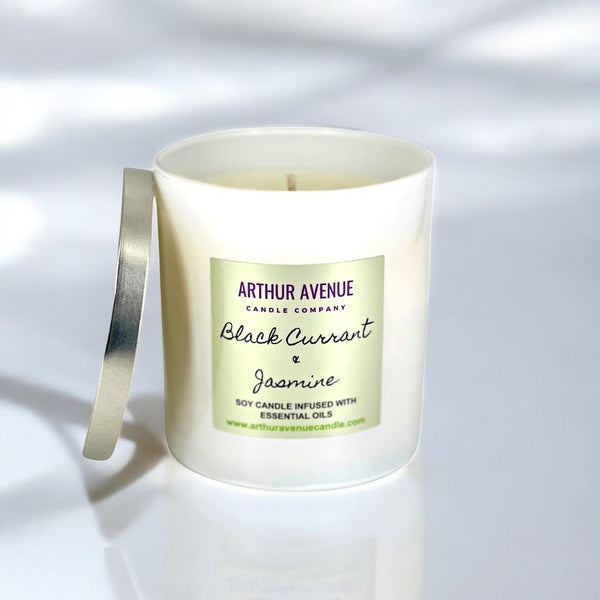 black currant jasmine single wick candle. Free from synthetic additives, dyes, phthalates, and petroleum. Organic cotton wicks.