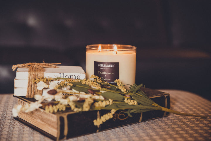 black cardamom candle